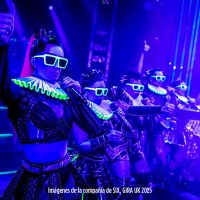 SIX-el-musical-03