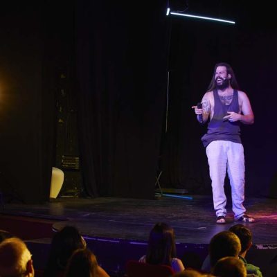 dimension-vocal-con-la-boca-abierta15