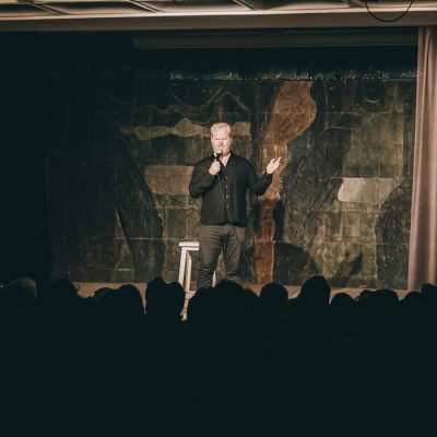 jim-gaffigan's-european-tour-03