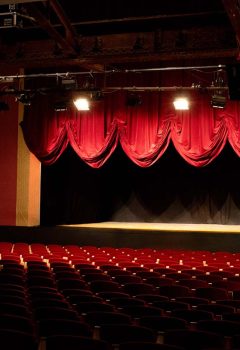 Teatro Fígaro - Grupo Smedia